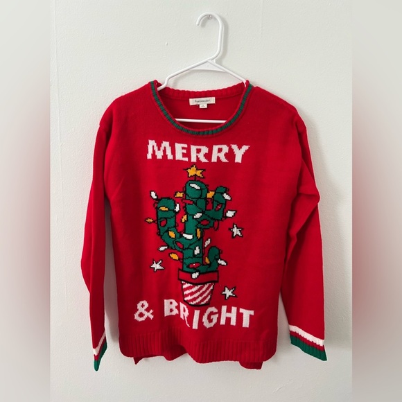 ❤️✨Francescas ugly sweater‎ - size M✨❤️ - Picture 1 of 4